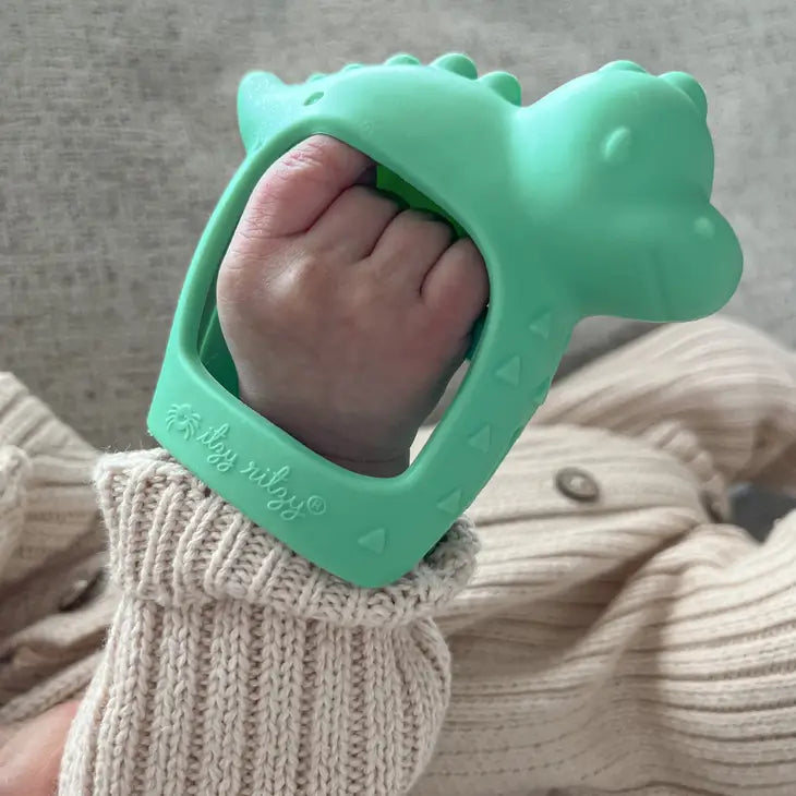 Itzy Ritzy Bitzy Grip image 3