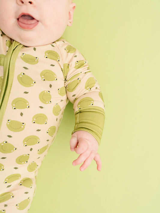 Froggy Friends Convertible Bamboo Sleeper