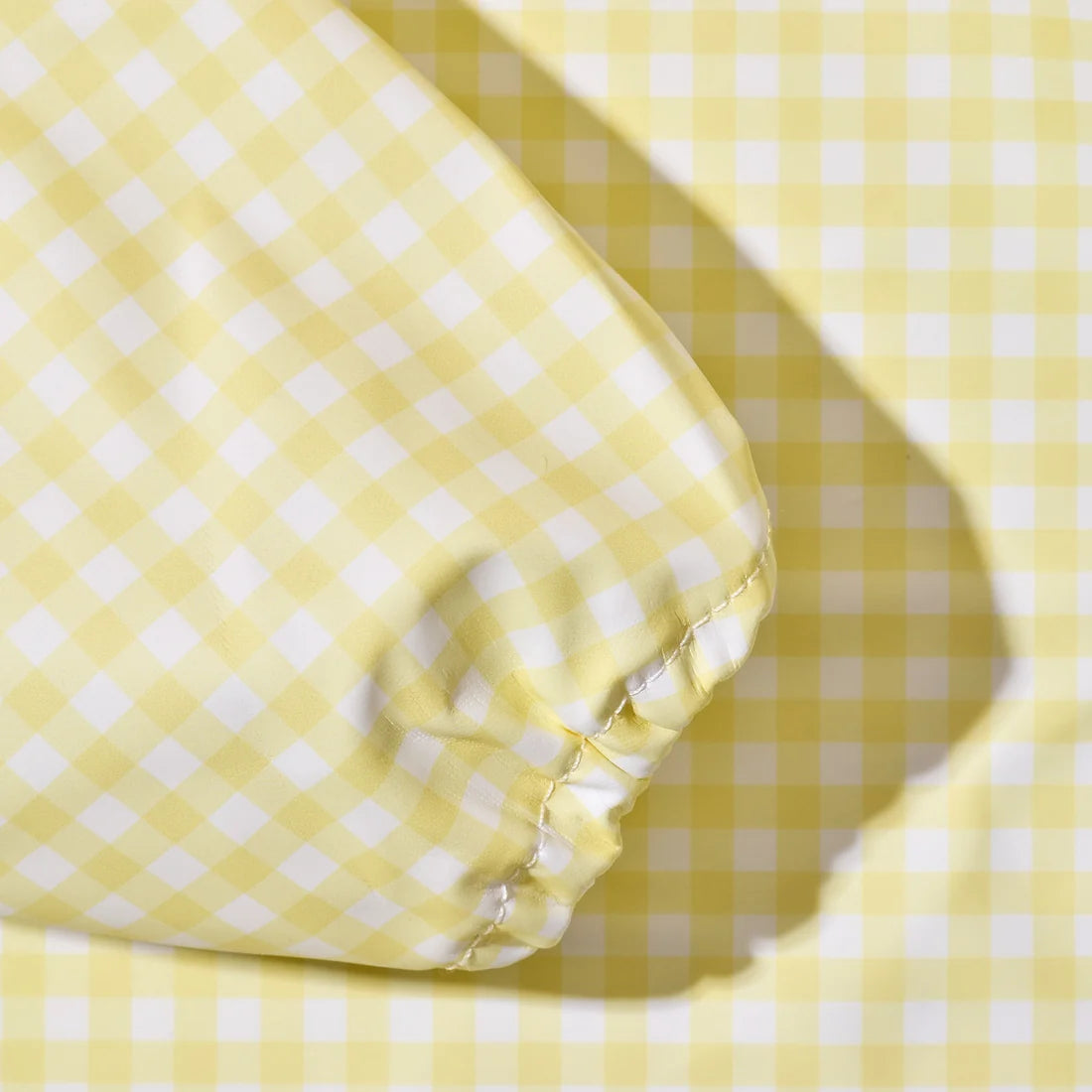 Magnetic Long Sleeve Bib