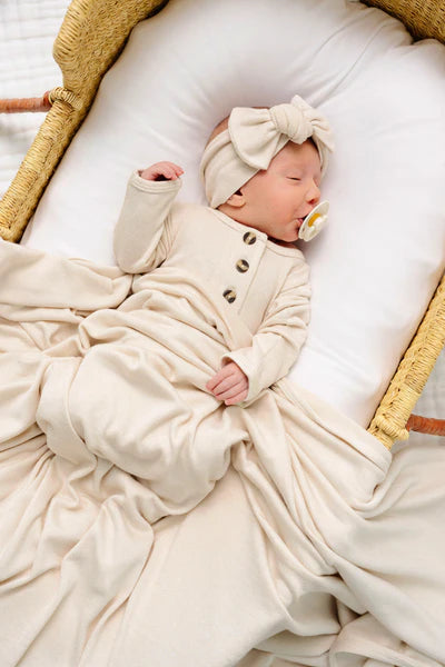 Lou Lou & Co - Dakota Plush Knit Swaddle Blanket