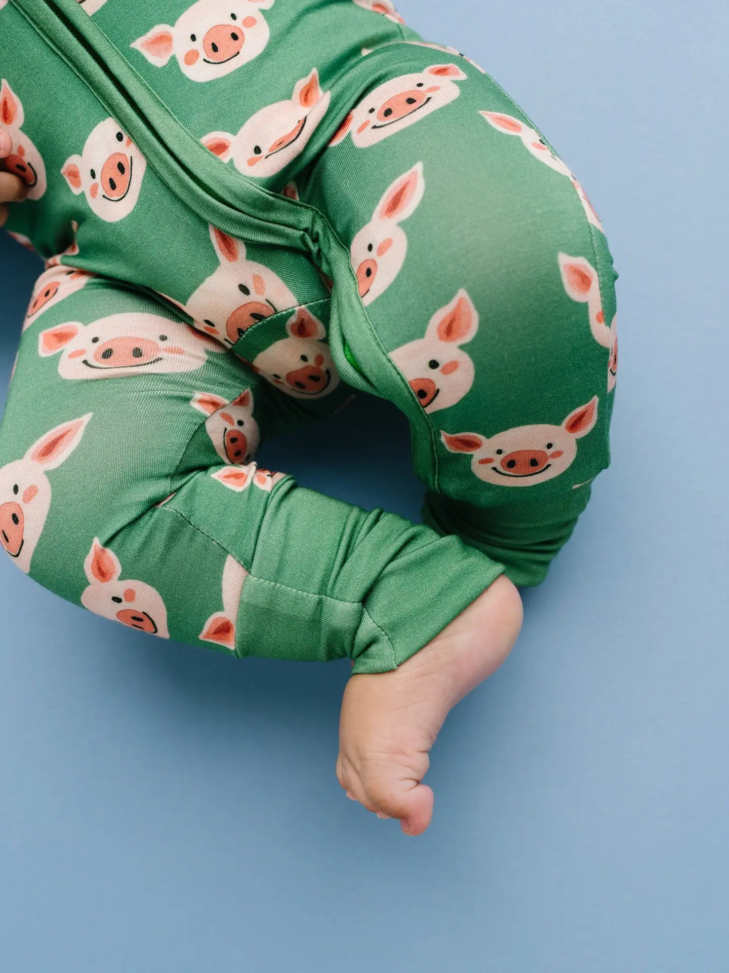 Happy Piglets Bamboo Sleeper
