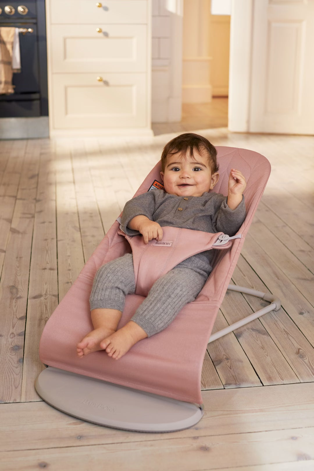 BabyBjorn Bouncer Bliss | Woven Petal Quilt
