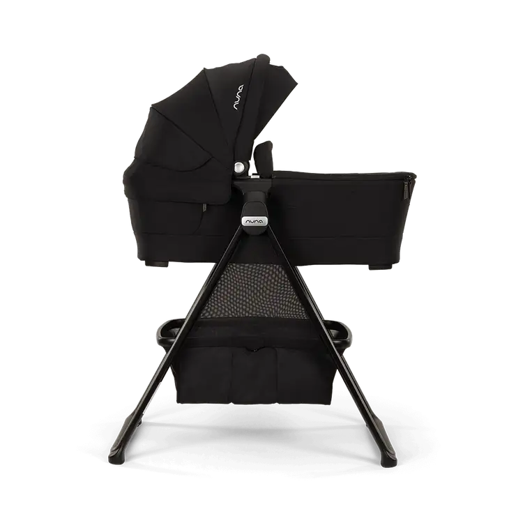 swiv™ & triv™ series bassinet + stand
